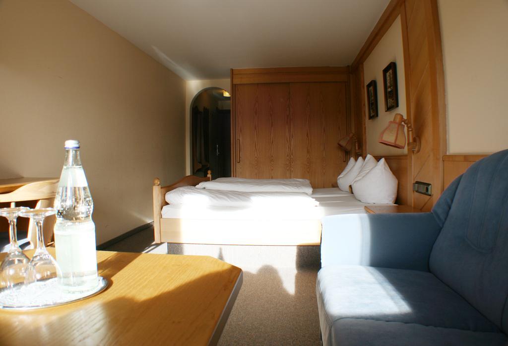 Berghotel Maderhalm Garni Oberstdorf Rom bilde