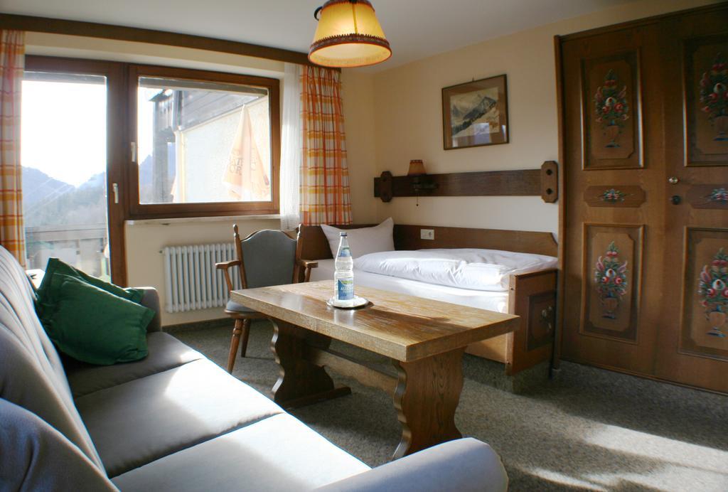 Berghotel Maderhalm Garni Oberstdorf Rom bilde